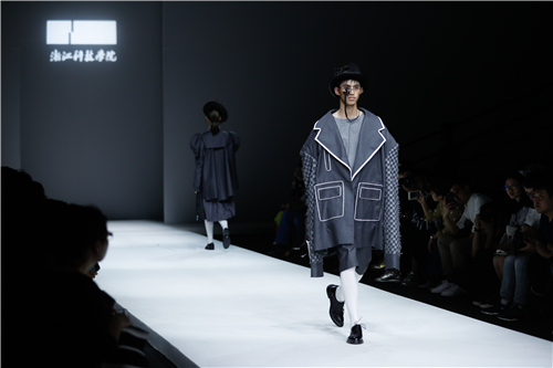 2018浙江科技海角社区服装与服饰设计专业毕业生作品 亮相中国国际大学生时装周
